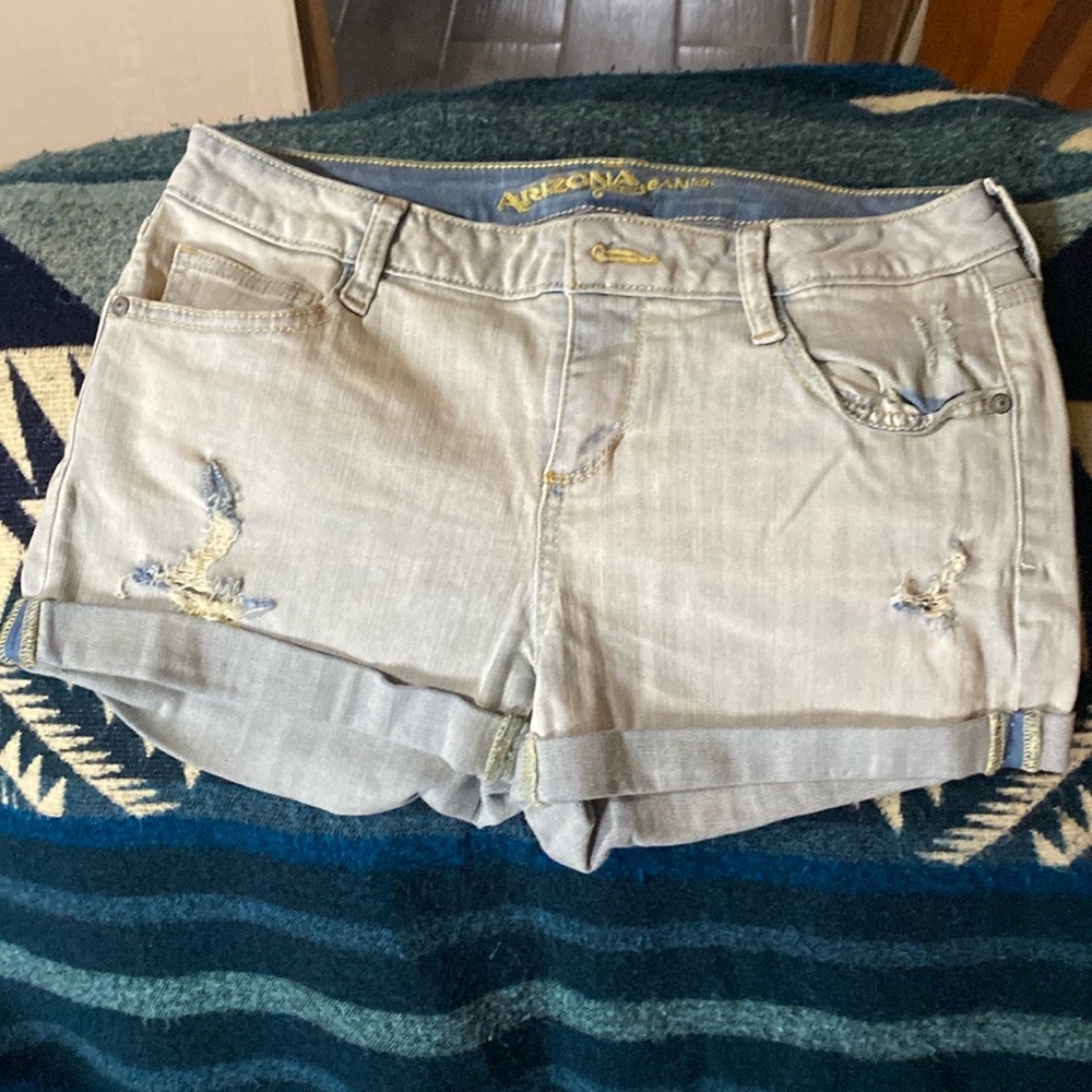 Arizona jean shorts. Light blue and size 7.